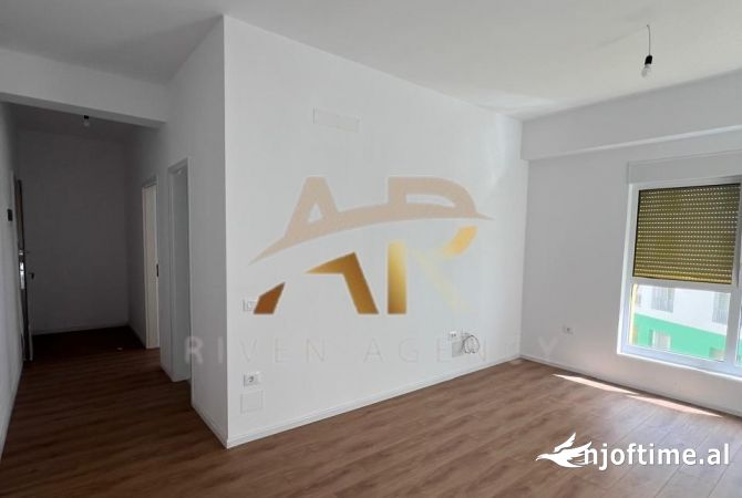 Shtepi ne shitje 1+1 ne Tirane - 9,400,000 Leke