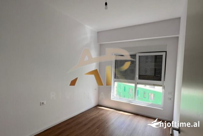 Shtepi ne shitje 1+1 ne Tirane - 9,400,000 Leke