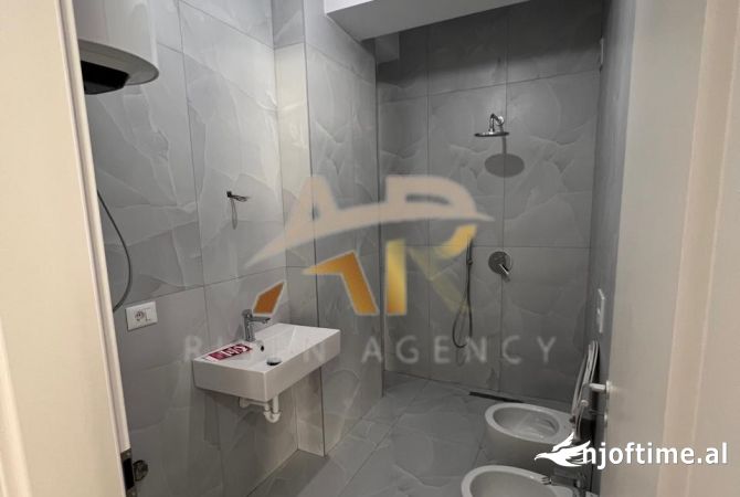 Apartment for sale in Tirana 2+1, Emty