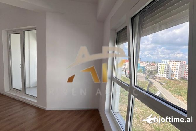 Apartment for sale in Tirana 2+1, Emty