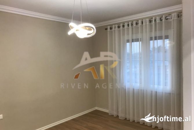 Shtepi ne shitje 1+1 ne Tirane - 135,000 Euro