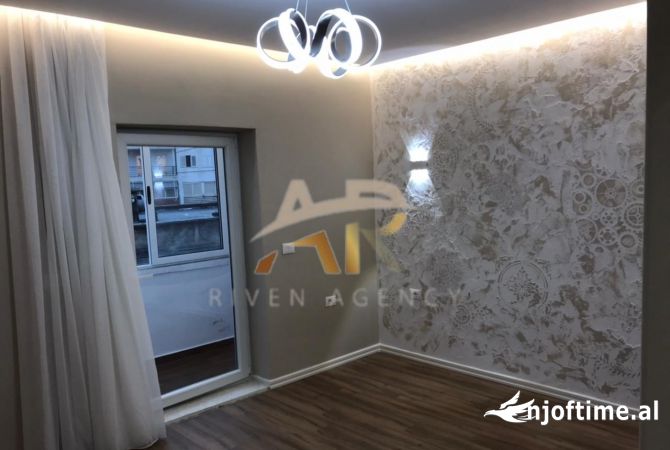 Shtepi ne shitje 1+1 ne Tirane - 135,000 Euro