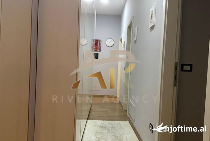 Shtepi me qera Apartament ne Tirane, 2+1, Mobilimi E mobiluar, Pagesa 800  Euro.