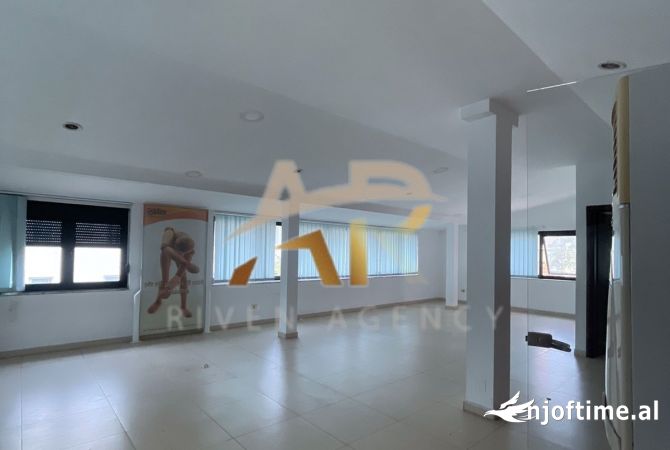 Jepet me qera ambjent biznesi te Brryli