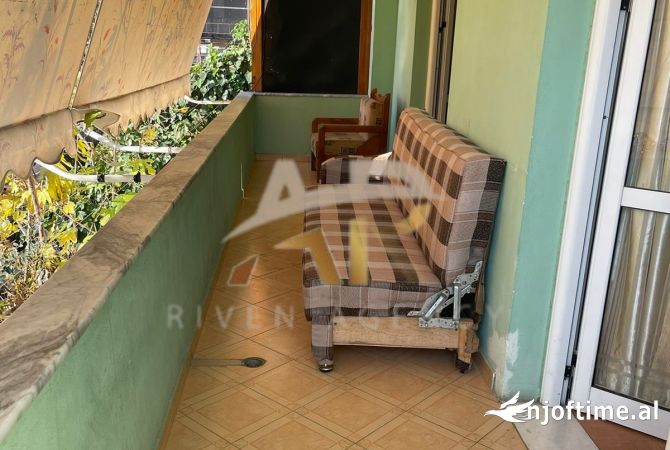 Shtepi me qera Shtepi Private ne Tirane, 2+1, Mobilimi E mobiluar, Pagesa 40,000  Leke.