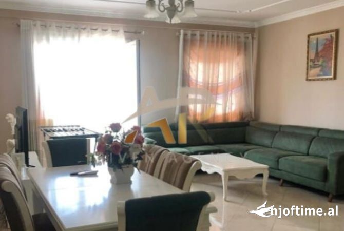 Shtepi me qera 2+1 ne Tirane - 600 Euro