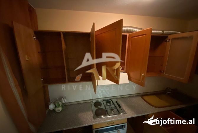 Shtepi me qera 2+1 ne Tirane - 550 Euro