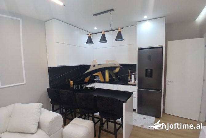 Shtepi me qera 2+1 ne Tirane - 750 Euro