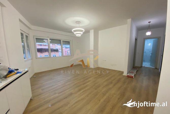 Shtepi me qera 2+1 ne Tirane - 500 Euro