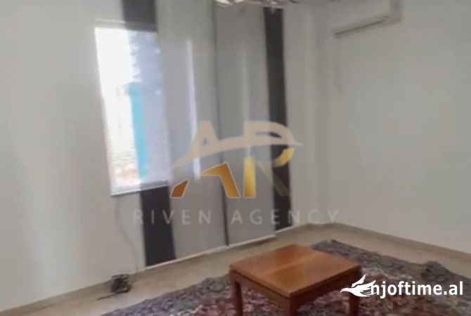 Jepet me qera apartament 2+1 ne Bllok