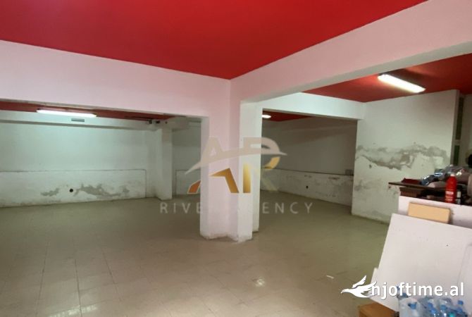 Ambient biznesi me qera 1+1 ne Tirane - 35,000 Leke