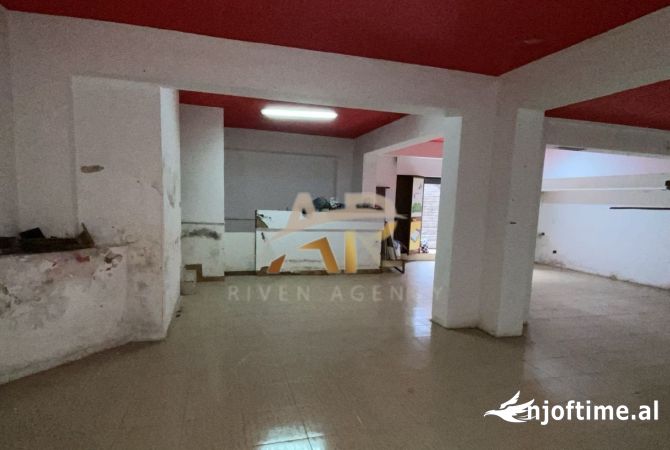 Jepet me qera Ambjent biznesi Rr Irfan Tomini 