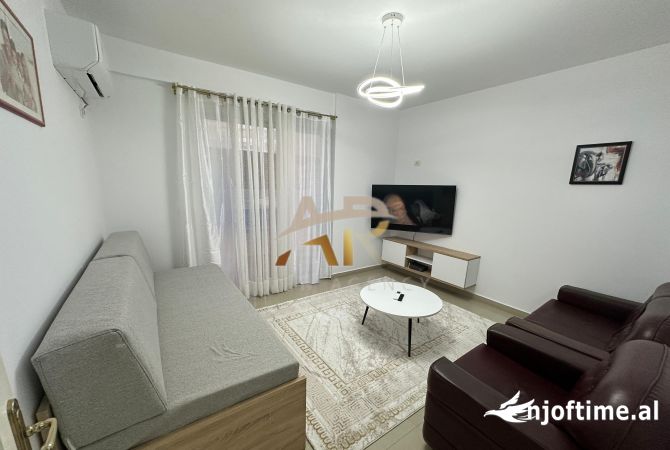 Shtepi me qera 2+1 ne Tirane - 48,000 Leke