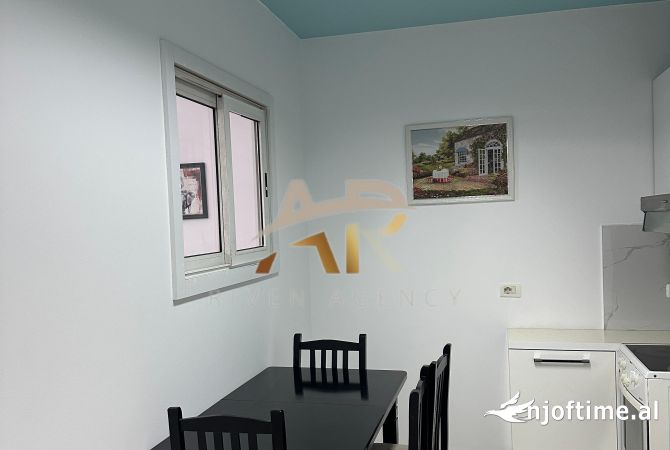 Shtepi me qera 2+1 ne Tirane - 48,000 Leke