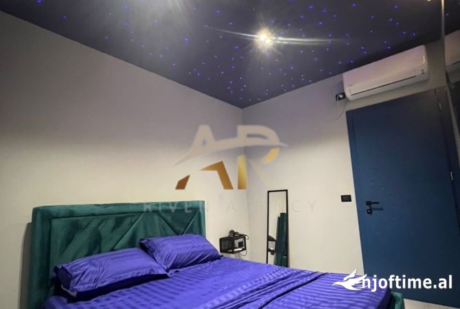 Shtepi ne shitje Apartament ne Tirane, 1+1, Mobilimi E mobiluar, Pagesa 79,000  Euro.