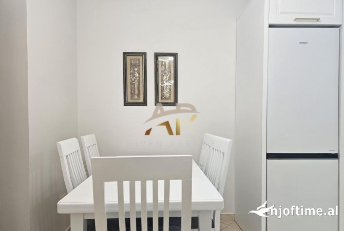 Shtepi me qera 2+1 ne Tirane - 700 Euro