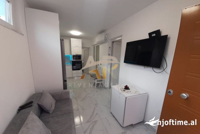 Shtepi me qera 2+1 ne Tirane - 550 Euro