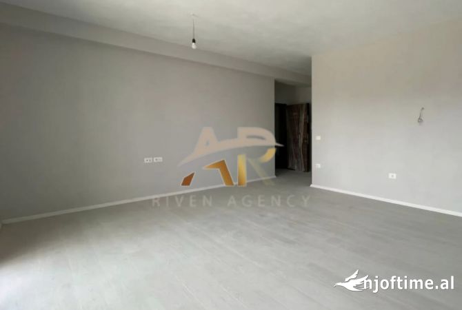 Apartment for rent in Tirana 2+1, Emty