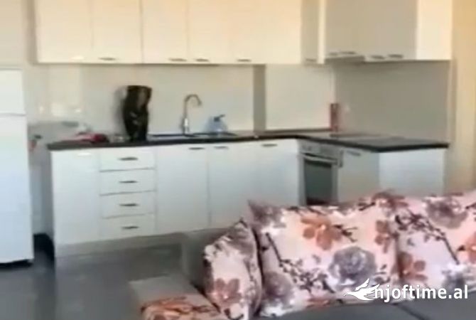 Shtepi me qera 2+1 ne Tirane - 450 Euro