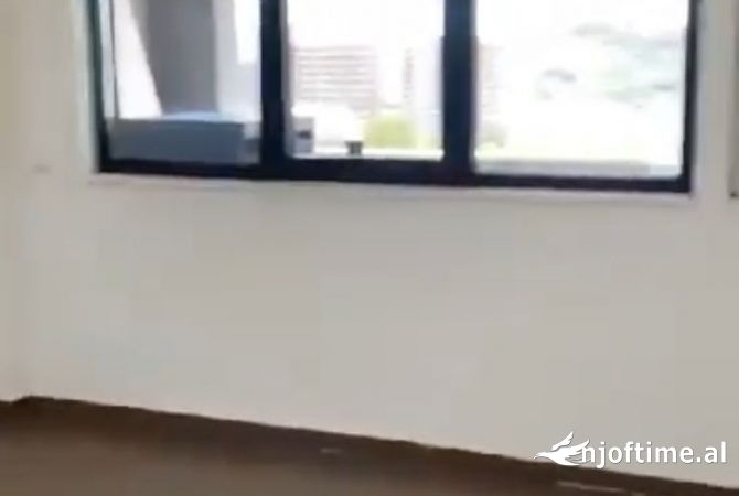 Shtepi me qera Apartament ne Tirane, 2+1, Mobilimi E mobiluar, Pagesa 450  Euro.