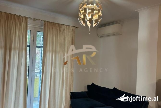 Shtepi me qera 2+1 ne Tirane - 600 Euro