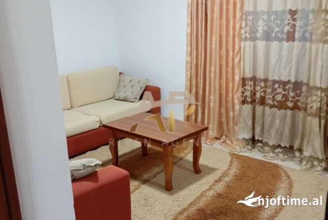 Shtepi me qera 1+1 ne Tirane - 40,000 Leke