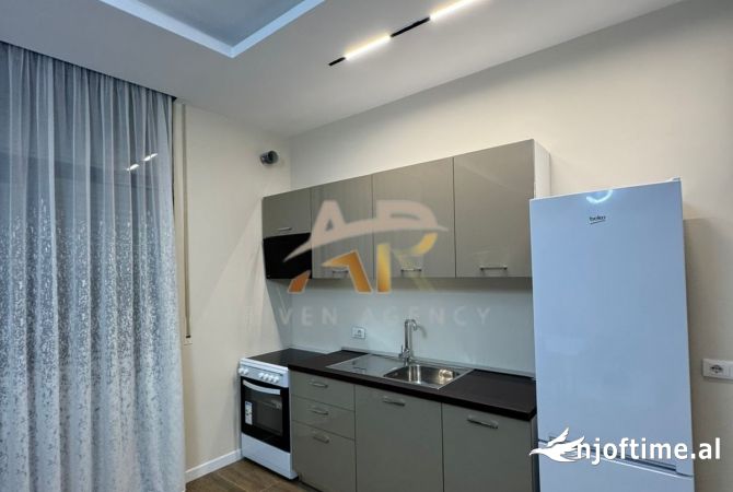 Shtepi me qera 2+1 ne Tirane - 60,000 Leke