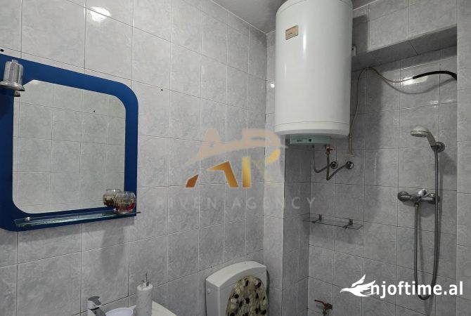Shtepi me qera Apartament ne Tirane, 1+1, Mobilimi E mobiluar, Pagesa 450  Euro.