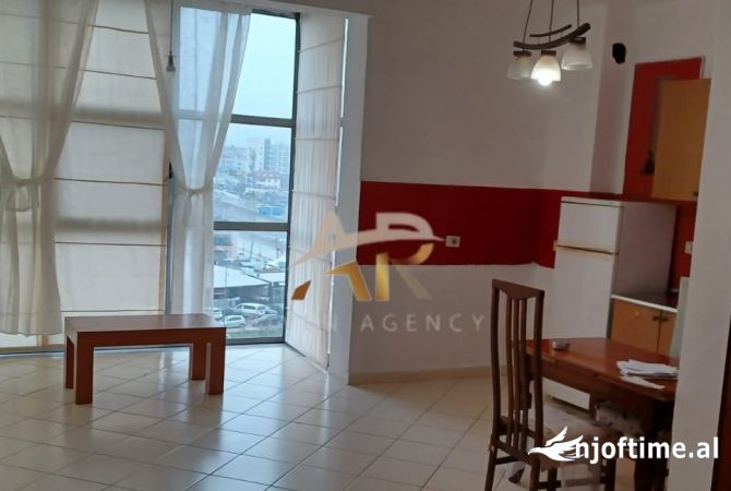 Shtepi me qera 1+1 ne Tirane - 35,000 Leke