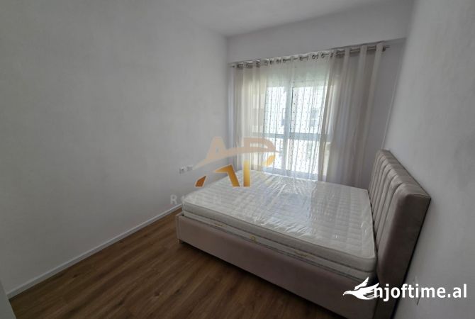 Shtepi me qera Apartament ne Tirane, 1+1, Mobilimi E mobiluar, Pagesa 40,000  Leke.