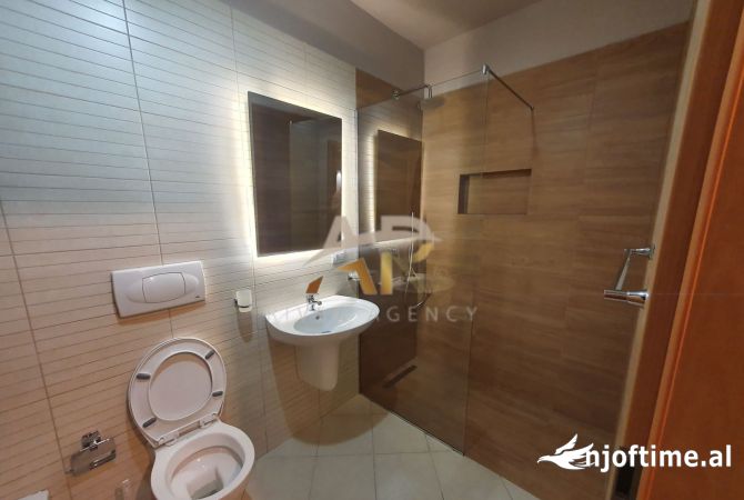 Shtepi me qera Apartament ne Tirane, 1+1, Mobilimi E mobiluar, Pagesa 500  Euro.