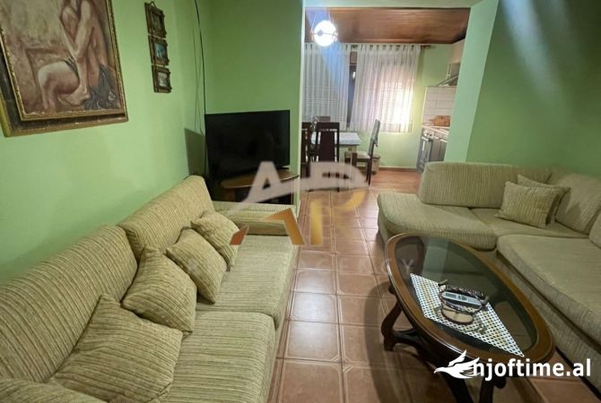 Shtepi me qera 2+1 ne Tirane - 50,000 Leke