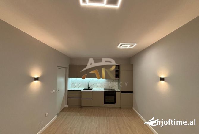 Shtepi me qera 2+1 ne Tirane - 70,000 Leke