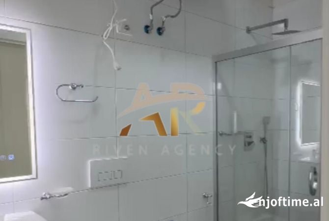 Shtepi me qera Apartament ne Tirane, 2+1, Mobilimi E mobiluar, Pagesa 700  Euro.