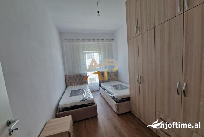 Shtepi me qera Apartament ne Tirane, 2+1, Mobilimi E mobiluar, Pagesa 550  Euro.