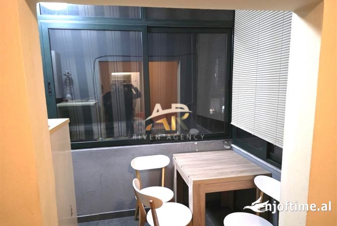 Shtepi me qera 1+1 ne Tirane - 40,000 Leke
