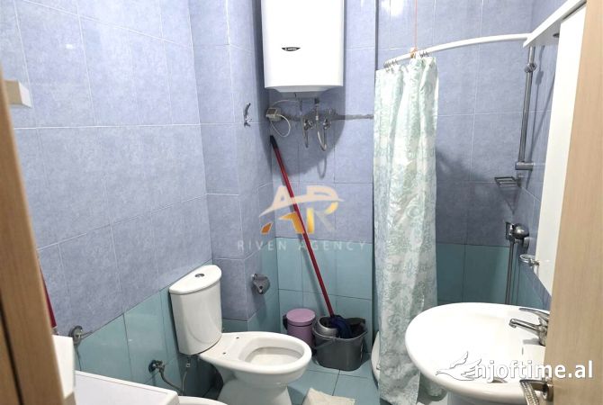 Shtepi me qera Apartament ne Tirane, 1+1, Mobilimi E mobiluar, Pagesa 40,000  Leke.