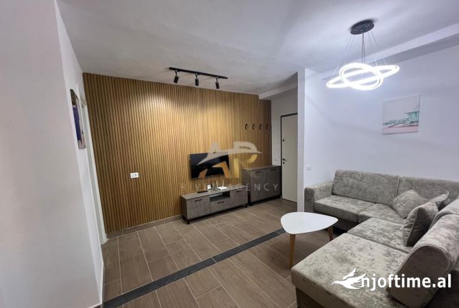 Shtepi me qera 1+1 ne Tirane - 500 Euro
