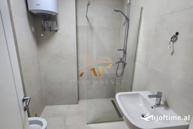 Shtepi me qera Apartament ne Tirane, 2+1, Mobilimi E mobiluar, Pagesa 1,500  Euro.