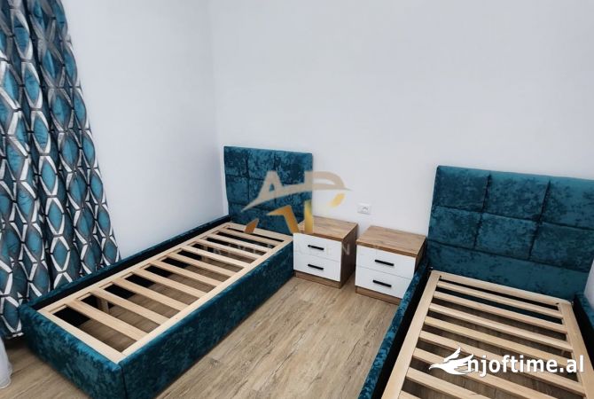 Shtepi me qera Apartament ne Tirane, 2+1, Mobilimi E mobiluar, Pagesa 1,500  Euro.