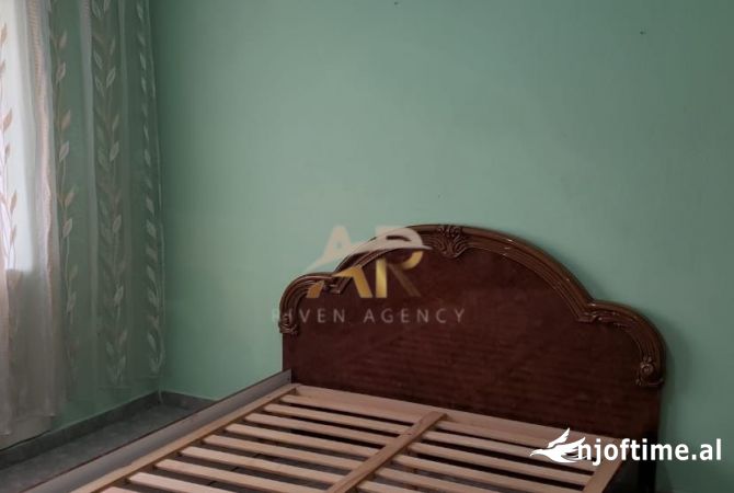 Shtepi me qera Apartament ne Tirane, 2+1, Mobilimi E mobiluar, Pagesa 40,000  Leke.