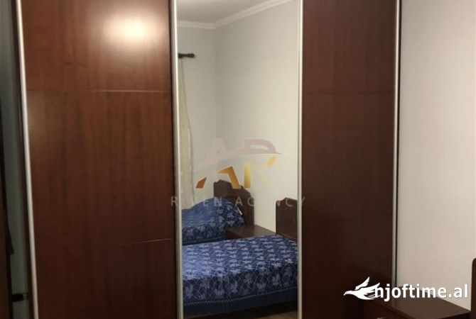 Shtepi me qera 1+1 ne Tirane - 65,000 Leke