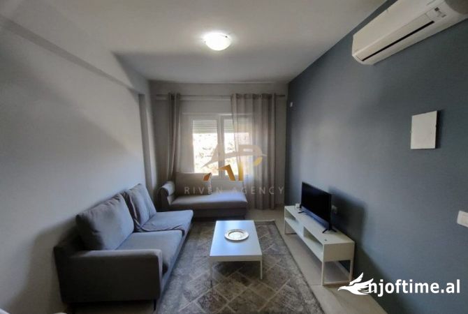 Shtepi me qera 1+1 ne Tirane - 420 Euro