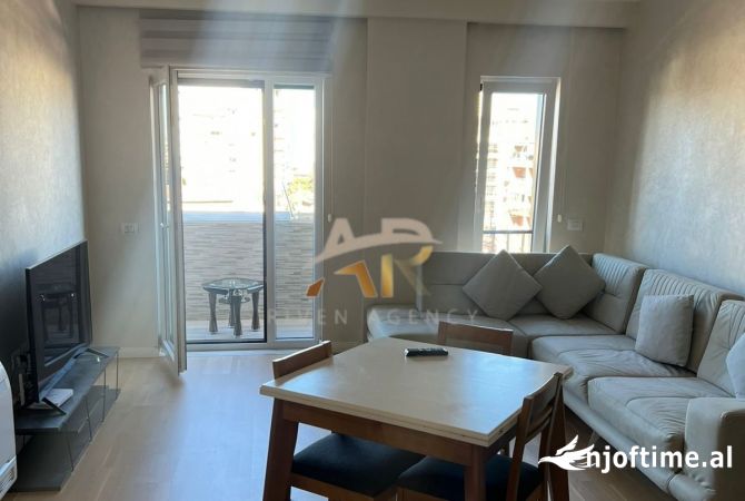 Shtepi me qera 1+1 ne Tirane - 750 Euro