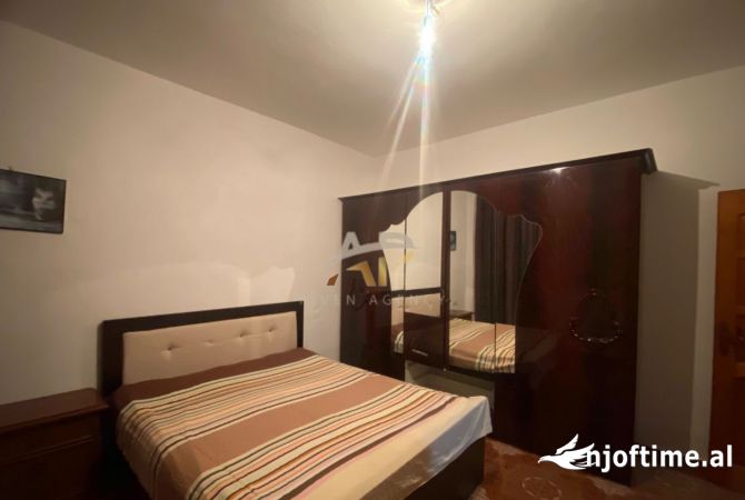 Shtepi me qera 1+1 ne Tirane - 30,000 Leke