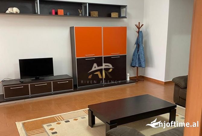 Shtepi me qera 2+1 ne Tirane - 600 Euro