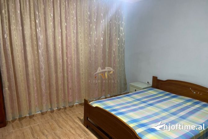 Shtepi me qera 1+1 ne Tirane - 40,000 Leke