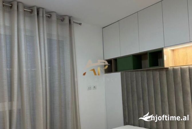 Shtepi me qera 2+1 ne Tirane - 80,000 Leke