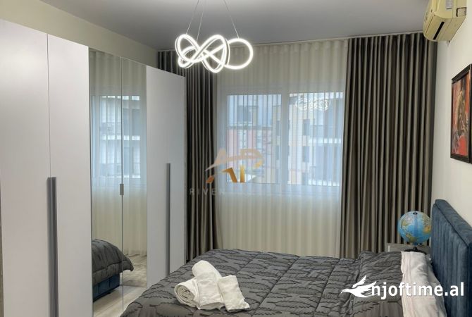 Shtepi me qera Apartament ne Tirane, 1+1, Mobilimi E mobiluar, Pagesa 1,000  Euro.