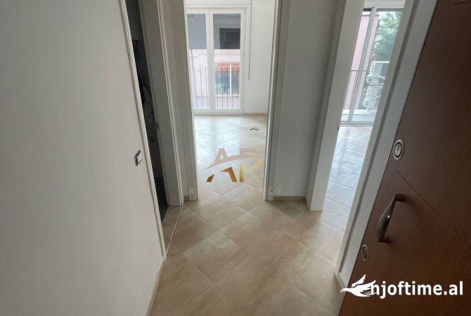 Shtepi me qera 1+1 ne Tirane - 50,000 Leke